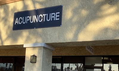 Does Kaiser Permanente cover acupuncture?