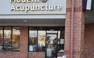 Where can I find acupuncture clinics?